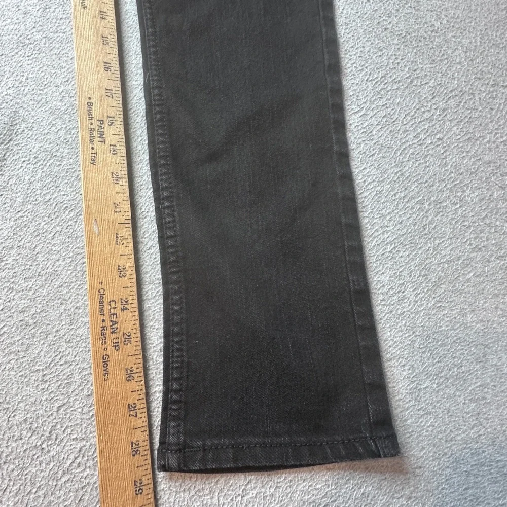 Levis these levi